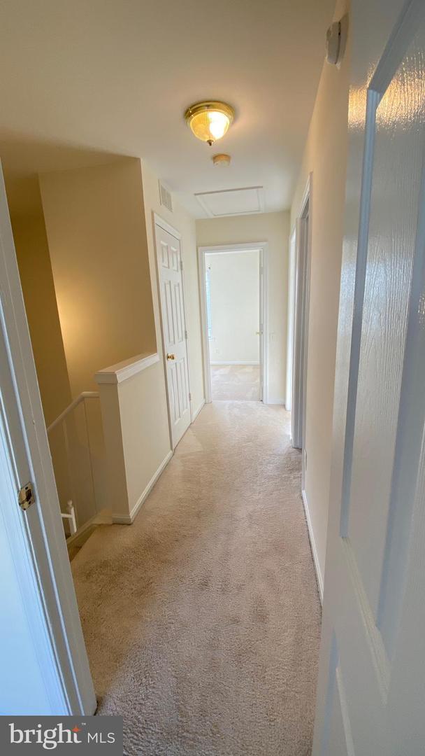 Building Photo - 7905 Rebel Walk Dr