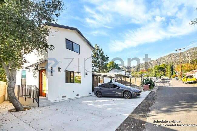 Building Photo - 4935 Cloud Ave