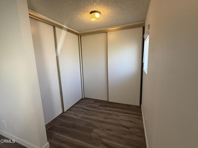 Building Photo - 832 E Garfield Ave