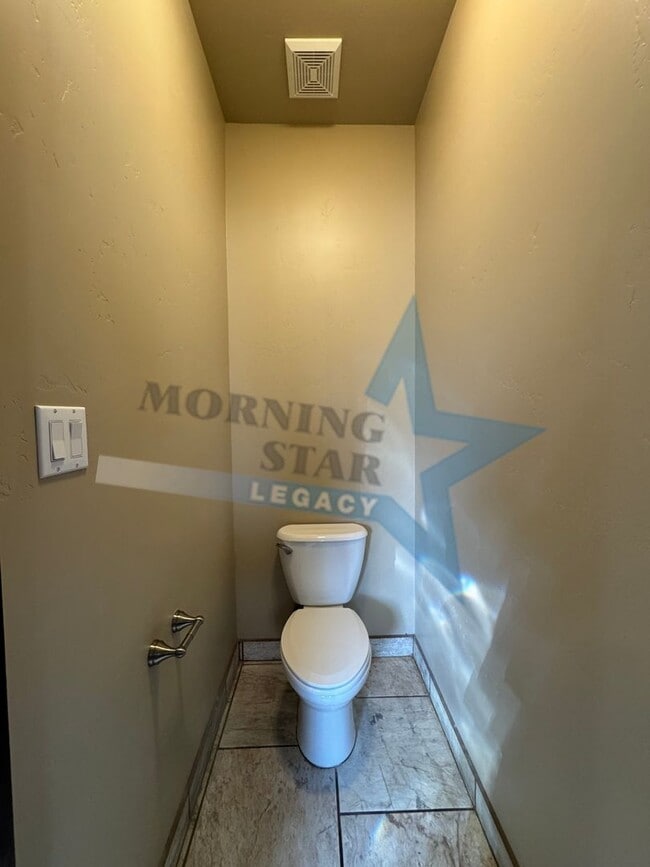 Building Photo - 4 Bed in the Pueblos at Alameda Ranch