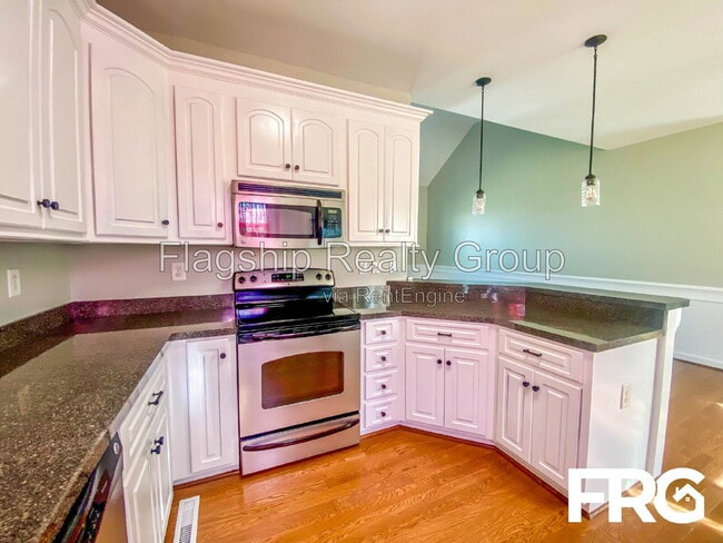 Building Photo - 101 Autumn Ridge Dr