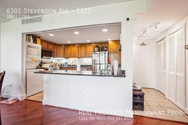 Building Photo - 6301 Stevenson Ave