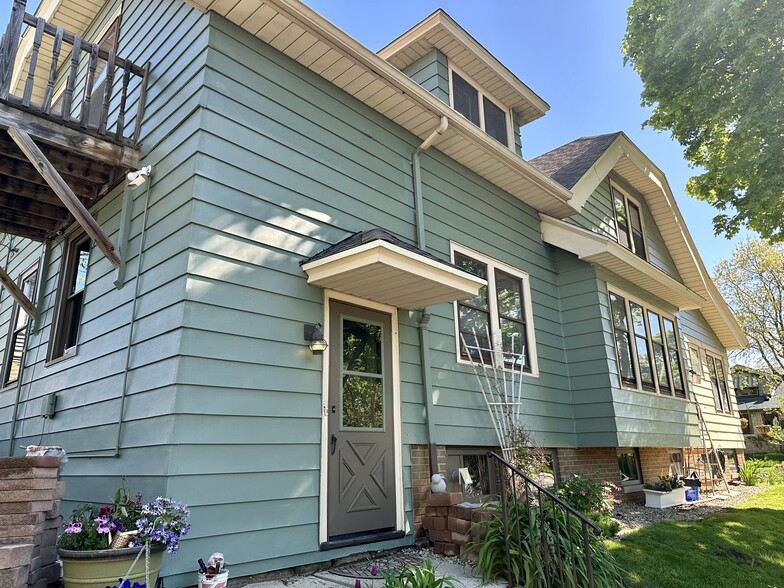 Primary Photo - 2203 N 57th St