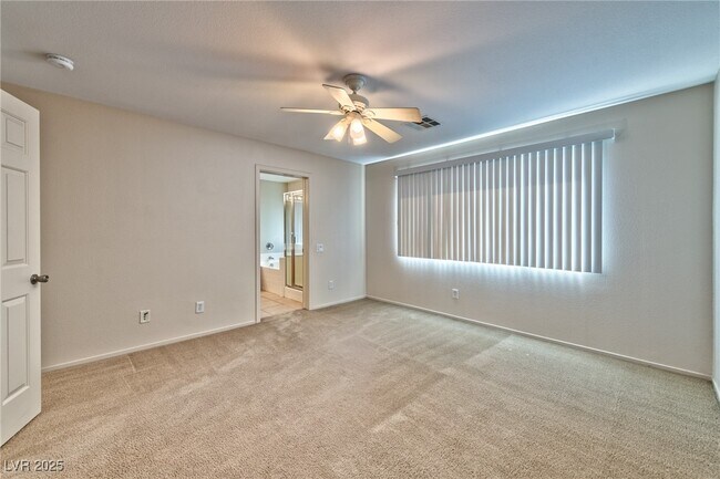 Building Photo - 733 Jacobs Ladder Pl
