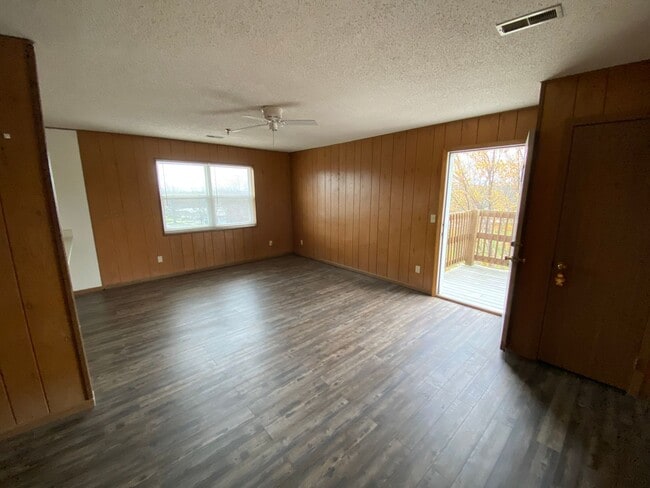 Interior Photo - College Place Apartments!