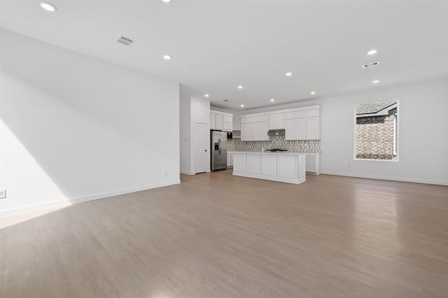 Building Photo - 21619 Colonial Medow Creek Trl