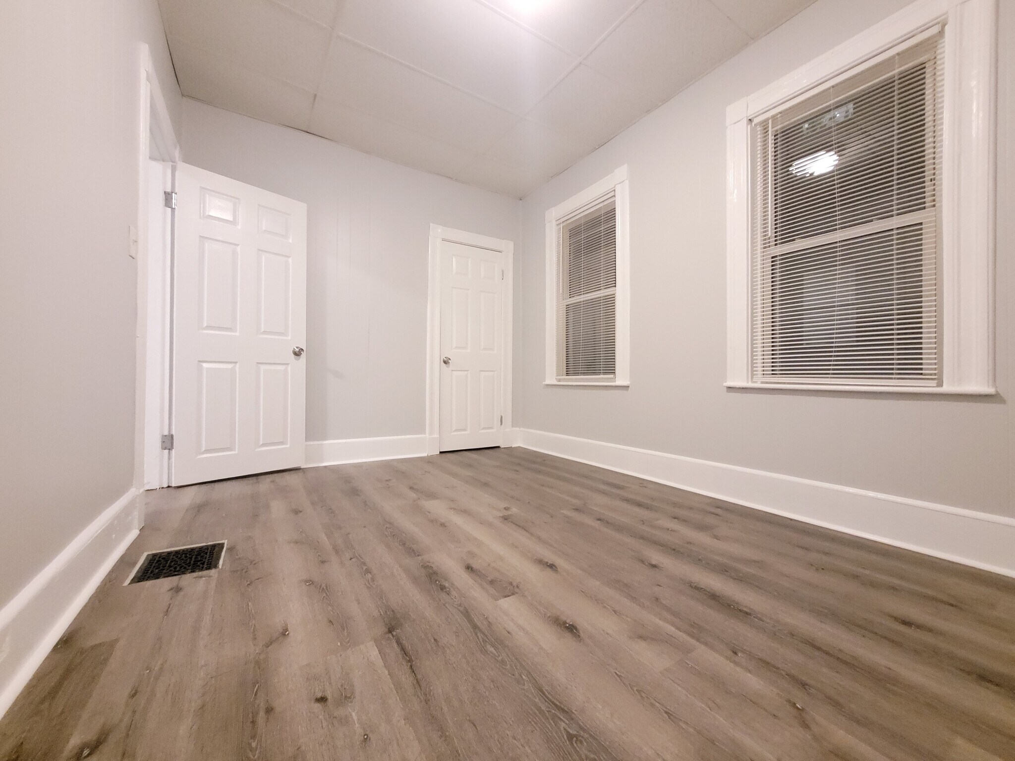 Building Photo - 72 Myrtle St