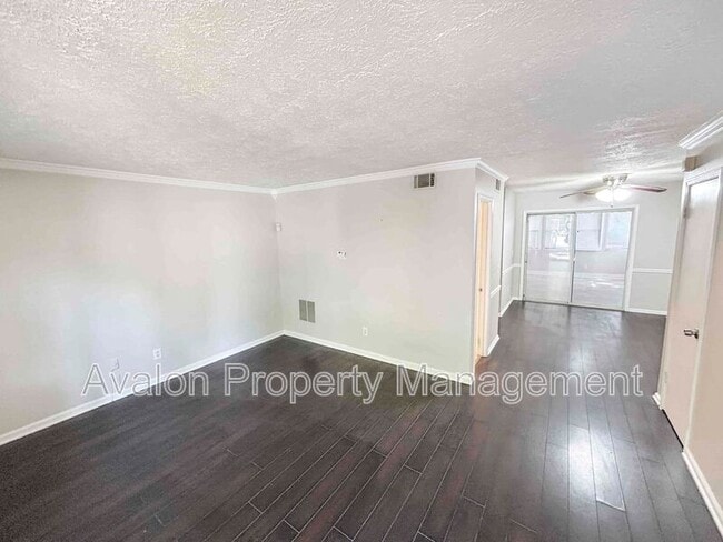 Building Photo - 2251 Salt Springs Pl