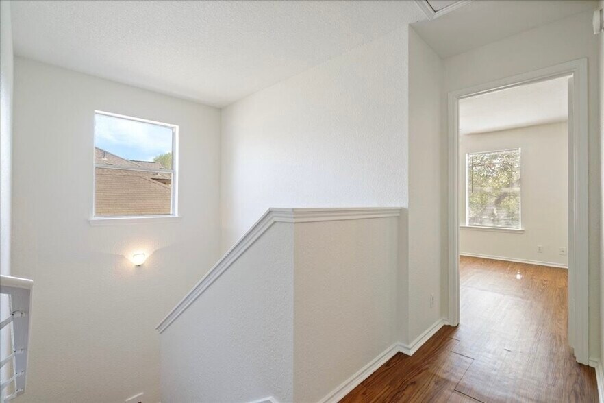 Building Photo - 4508 Best Way