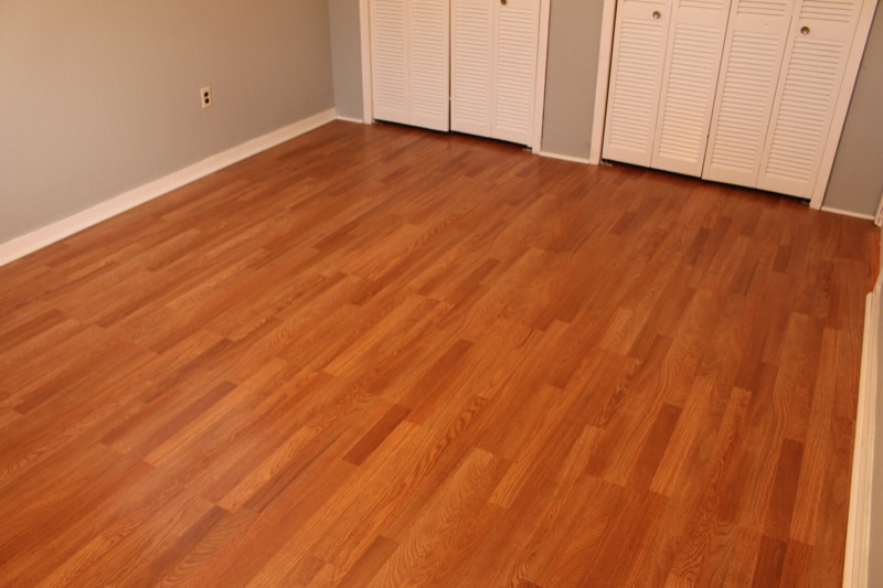 Building Photo - 204 Meadow Ln