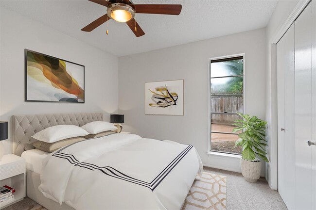 Building Photo - 2618 Audubon Pl