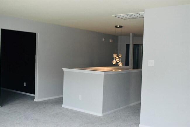 Building Photo - 28923 Birch Green Way