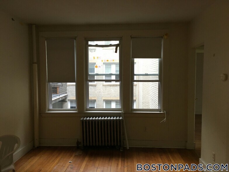 Building Photo - 1634 Commonwealth Ave