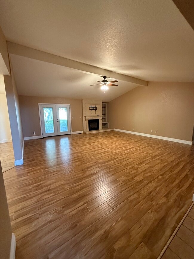 Building Photo - 12490 Erin Dr