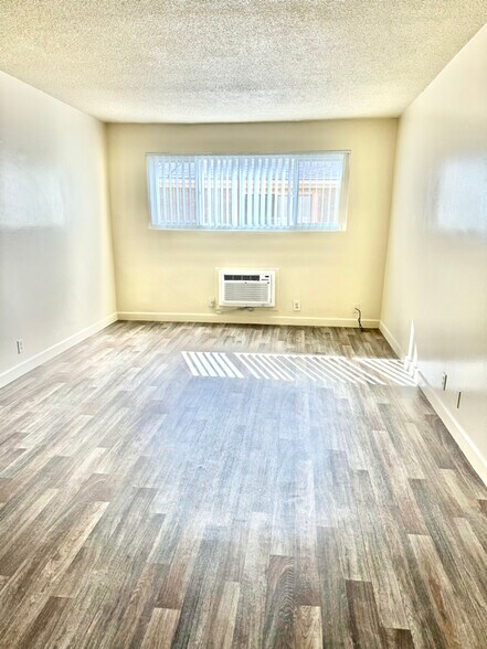 Building Photo - 6248 N San Gabriel Blvd