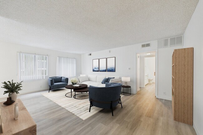 Building Photo - Dickens Apartments