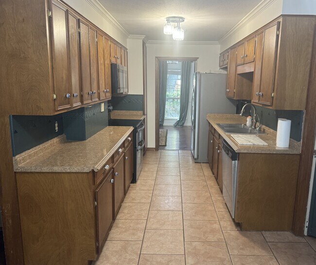 Building Photo - 2962 Mockingbird Ln