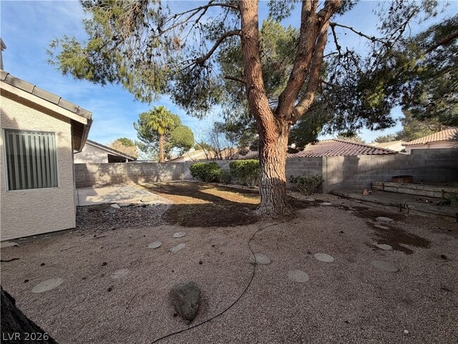 Building Photo - 2071 Angel Falls Dr