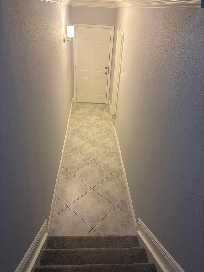 Building Photo - 404 Belmont Pl