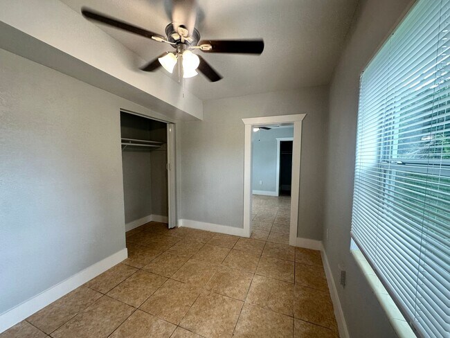 Building Photo - 4-Bedroom Home with Modern Touches!