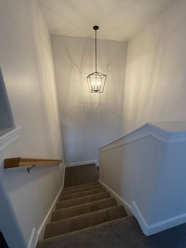 Building Photo - Italian Villages | 3-Bedroom Townhome
