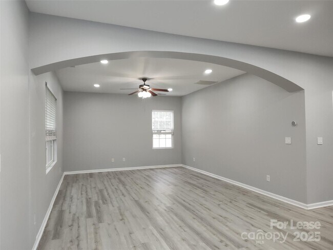 Building Photo - 469 Laurel Fork Dr