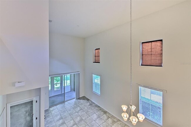Building Photo - 2111 Broadway View Ave