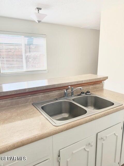 Building Photo - 9324 Aquarius Ln