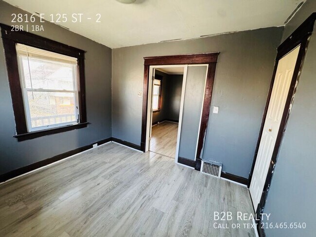 Building Photo - 2816 E 125th St