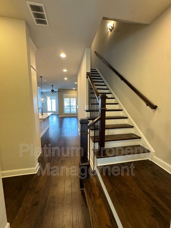 Building Photo - 4220 Deming Cir