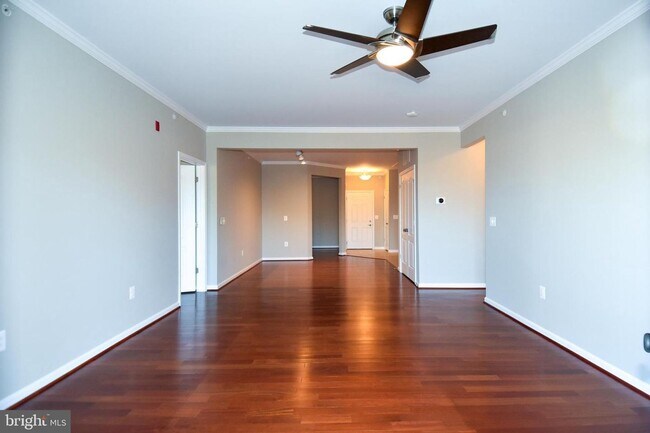 Building Photo - THIS IS AN ACTIVE ADULT, AGE RESTRICTED COMMUNITY. MUST BE 55+.