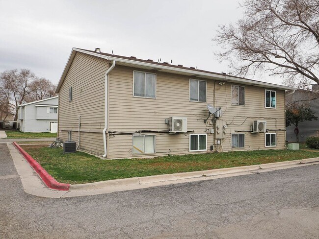 Building Photo - 1559 W 3395 S