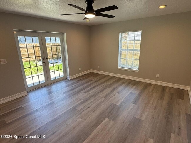 Building Photo - 2839 Colbert Cir