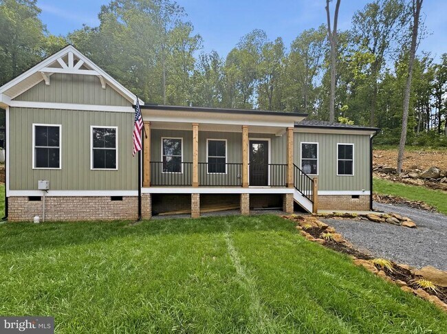 Building Photo - 441 High Top Rd