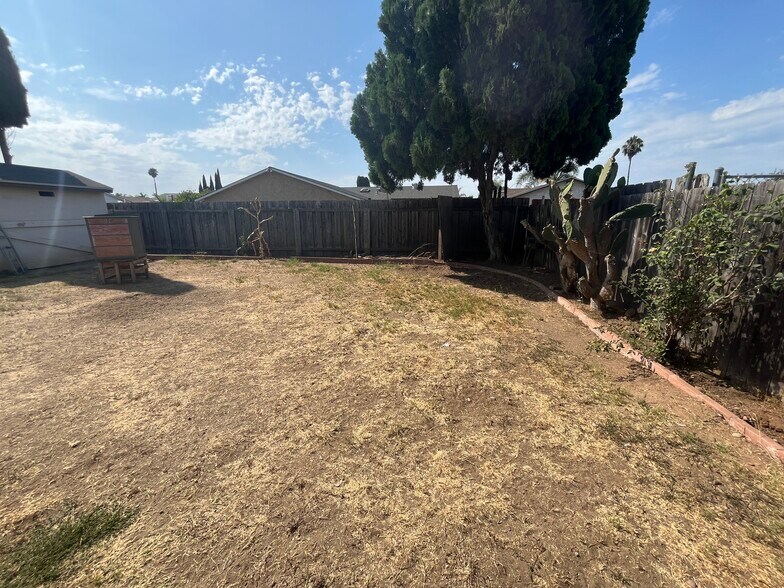 Building Photo - 8695 Belfast Cir