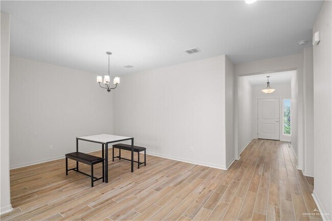 Building Photo - 14122 Wichita Falls Ln