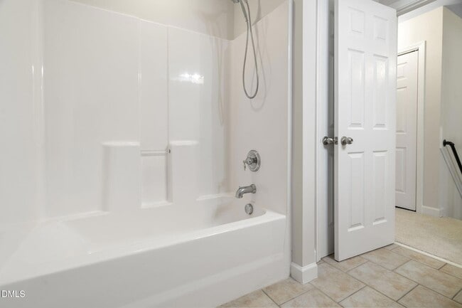 Building Photo - 102 Jamison Woods Ln