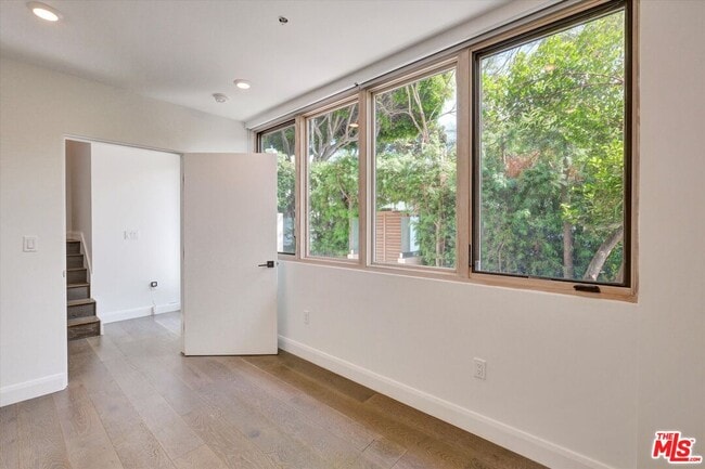 Building Photo - 1249 N Formosa Ave