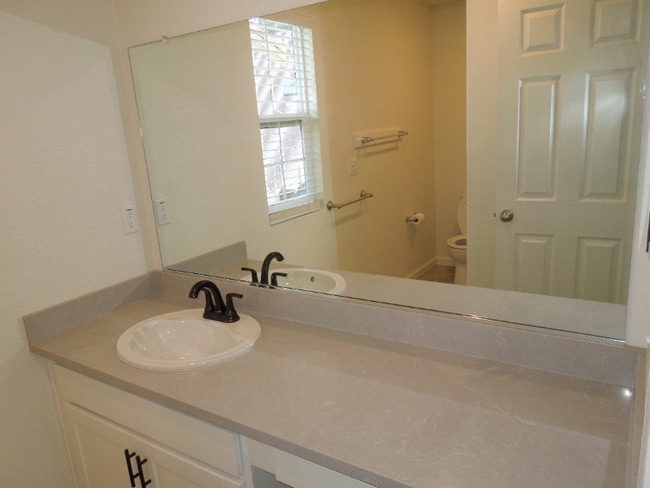 Building Photo - 8785 Sheldon Terrace Ln