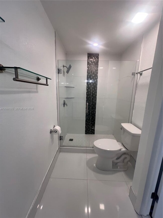 Building Photo - 1615 SW 137th Pl