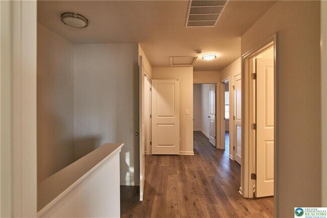 Building Photo - 6653 Stein Way