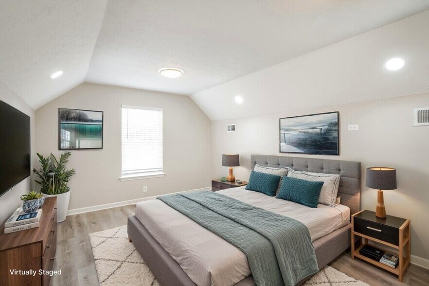 Building Photo - 2913 Bayshore Cove