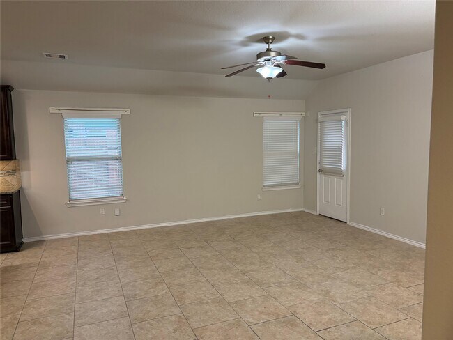 Building Photo - 24307 Hampton Terrace Ln