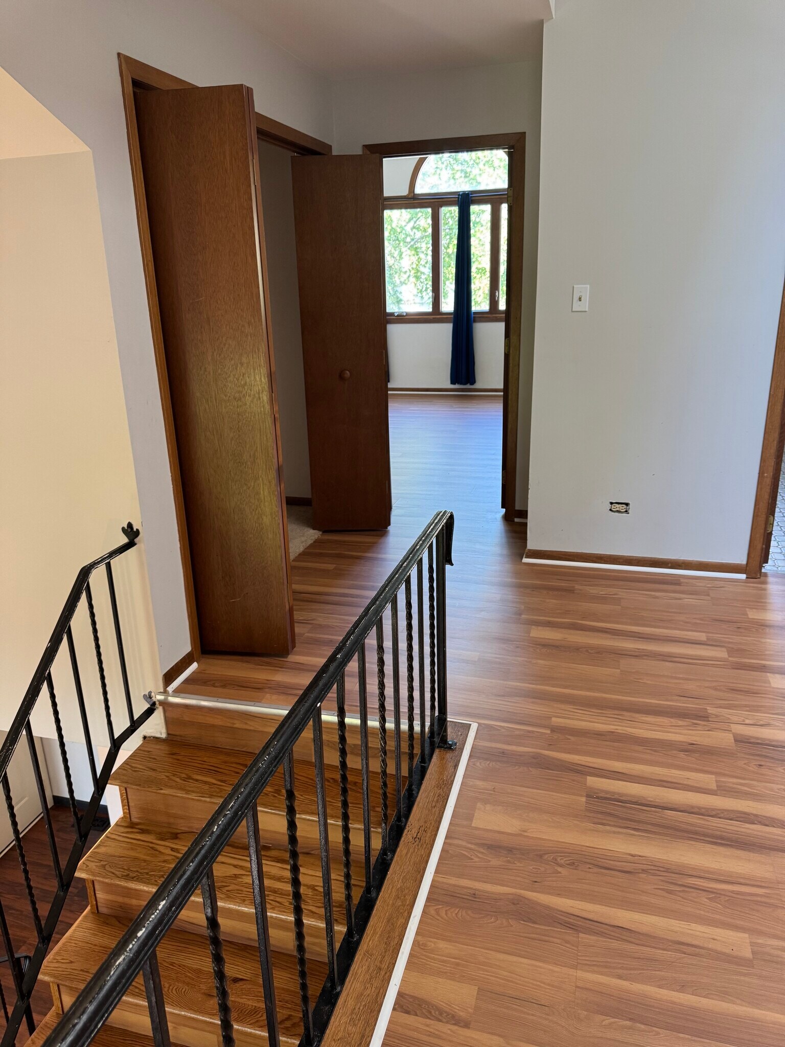 Building Photo - 17573 Pheasant Dr