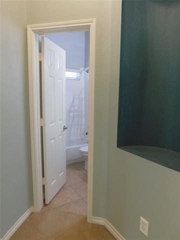 Building Photo - 1104 Hayden Ln