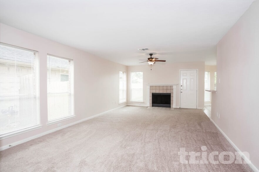 Building Photo - 1702 Glacier Blue Dr