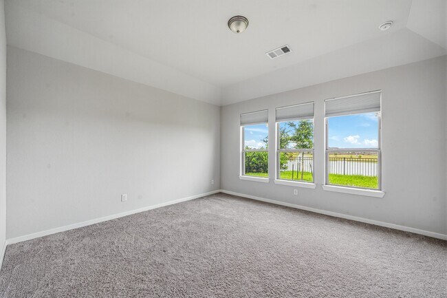 Building Photo - 7623 Coral Lk Dr