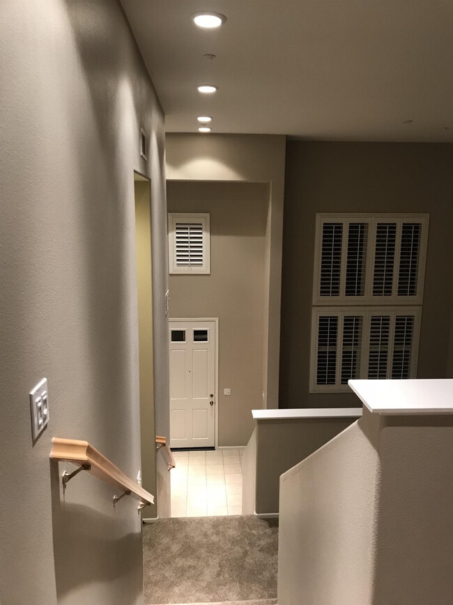 Building Photo - 33800 Willow Haven Ln