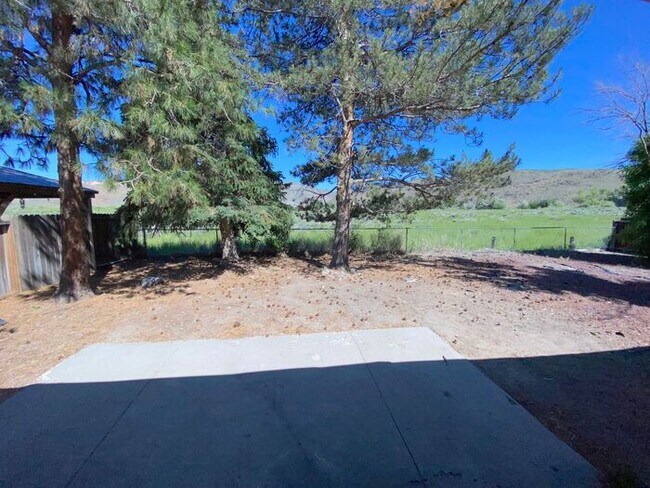 Building Photo - SE Reno Single Story House - Beautiful Pastoral/Mountain Views