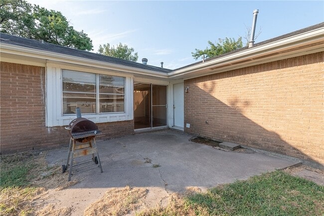 Building Photo - 2317 Carter Creek Pkwy